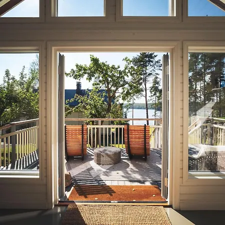 North - Junnola 萨罗