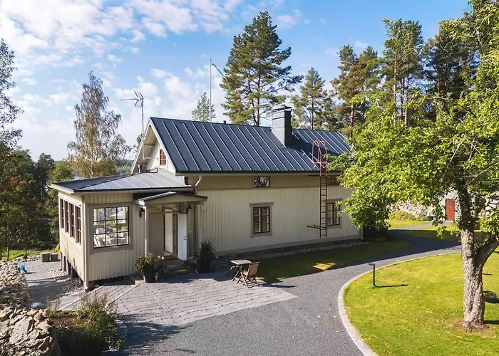 North - Junnola 萨罗